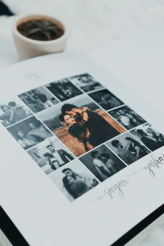 unsplash_bSOWTLzGRGE_wedding photobook.webp